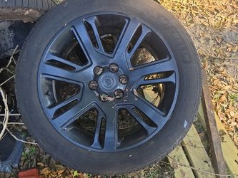 3 For Cadilac 285/45 R22.  Two Used Tires  And  Only 3 Ríos 