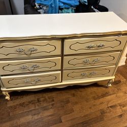 Vintage French Provincial 6-Drawer Dresser – Gold Trim / Solid / Statement Piece
