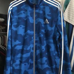 Adidas Sweater Size L