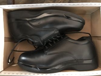 Apex orthopedic shoes