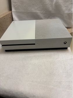 Preowned Microsoft Xbox One S console. (No cords)  Good condition. Ready to pickup.