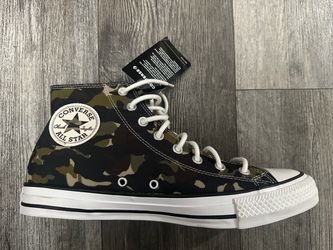 Men’s Camo Converse All-Stars 11.5 Shoes High Top