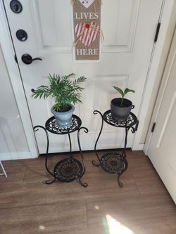 Black Metal Plant Stands Set of 2