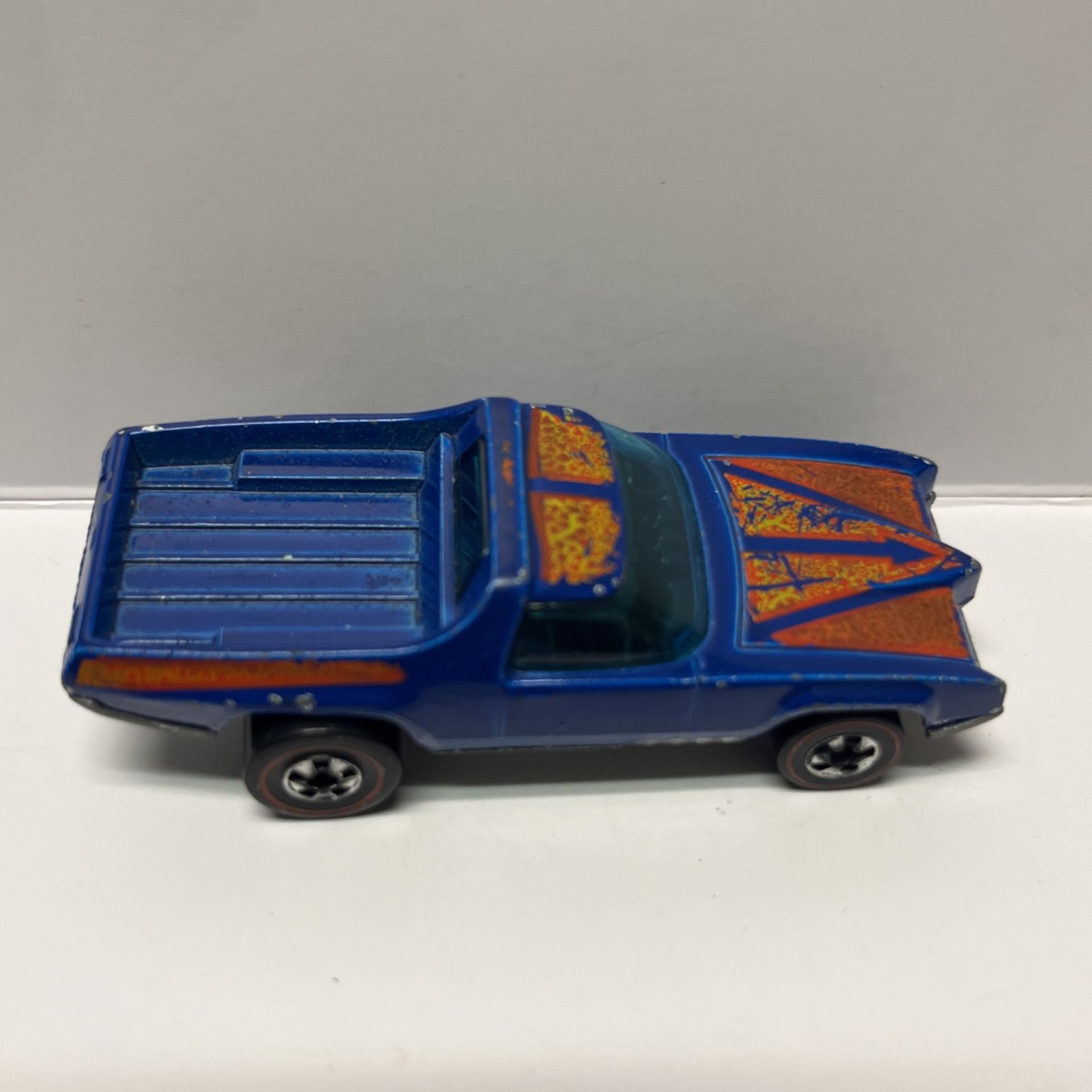 Redline Hotwheels Original Hong Kong Breakaway Bucket 1:64 Scale
