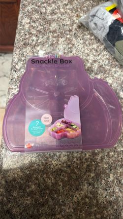 Melii Cat Snackle Snack Container, Spill-proof, BPA Free, Easy Grip, Toddler Snack Cup – Purple