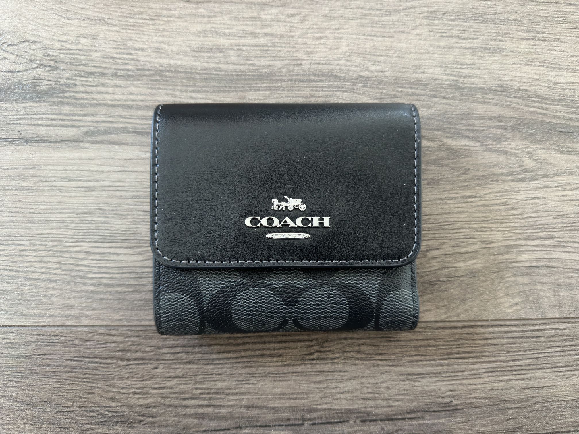 Coach Small Trifold Wallet 