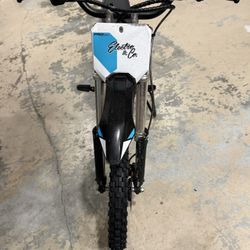 2024  Pro Spec Dirt Bike. In Great Condition With Upgrades