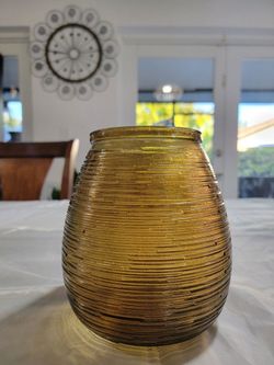 Brown vase is a beautiful decorative item - San Miguel Glass Spain / 33182