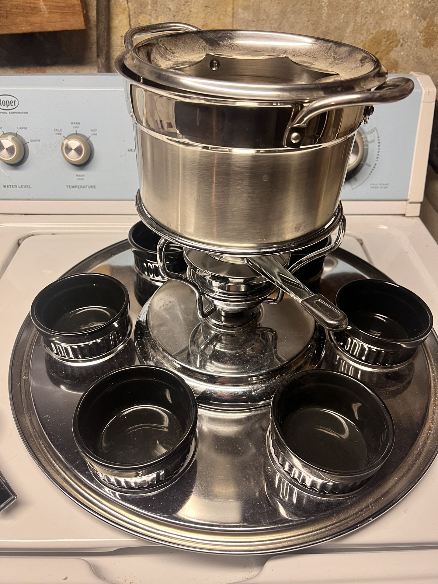 Cup Large Metal Chocolate Fondue Set w/ Warmer