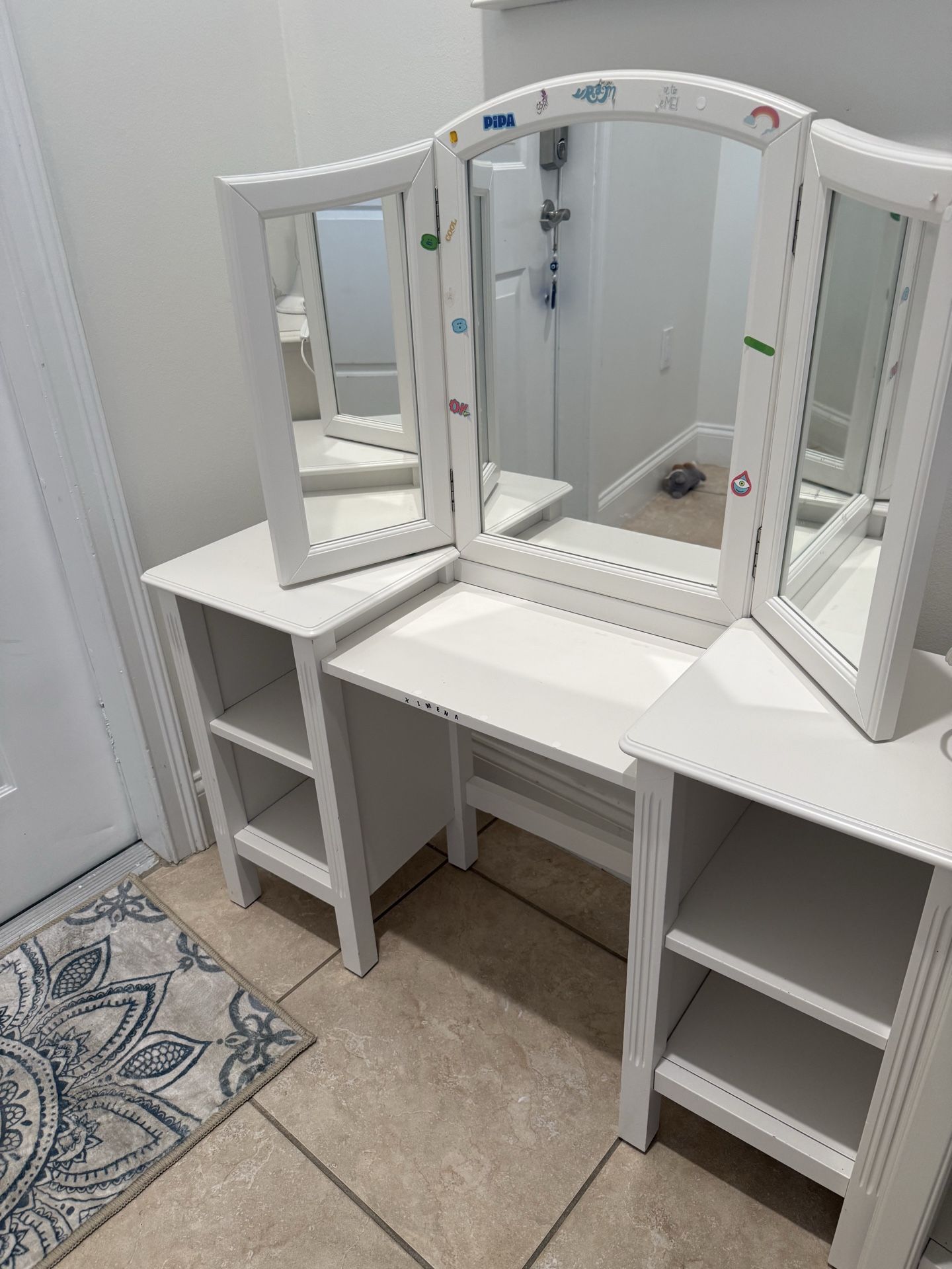 William Sonoma girl’s makeup vanity .