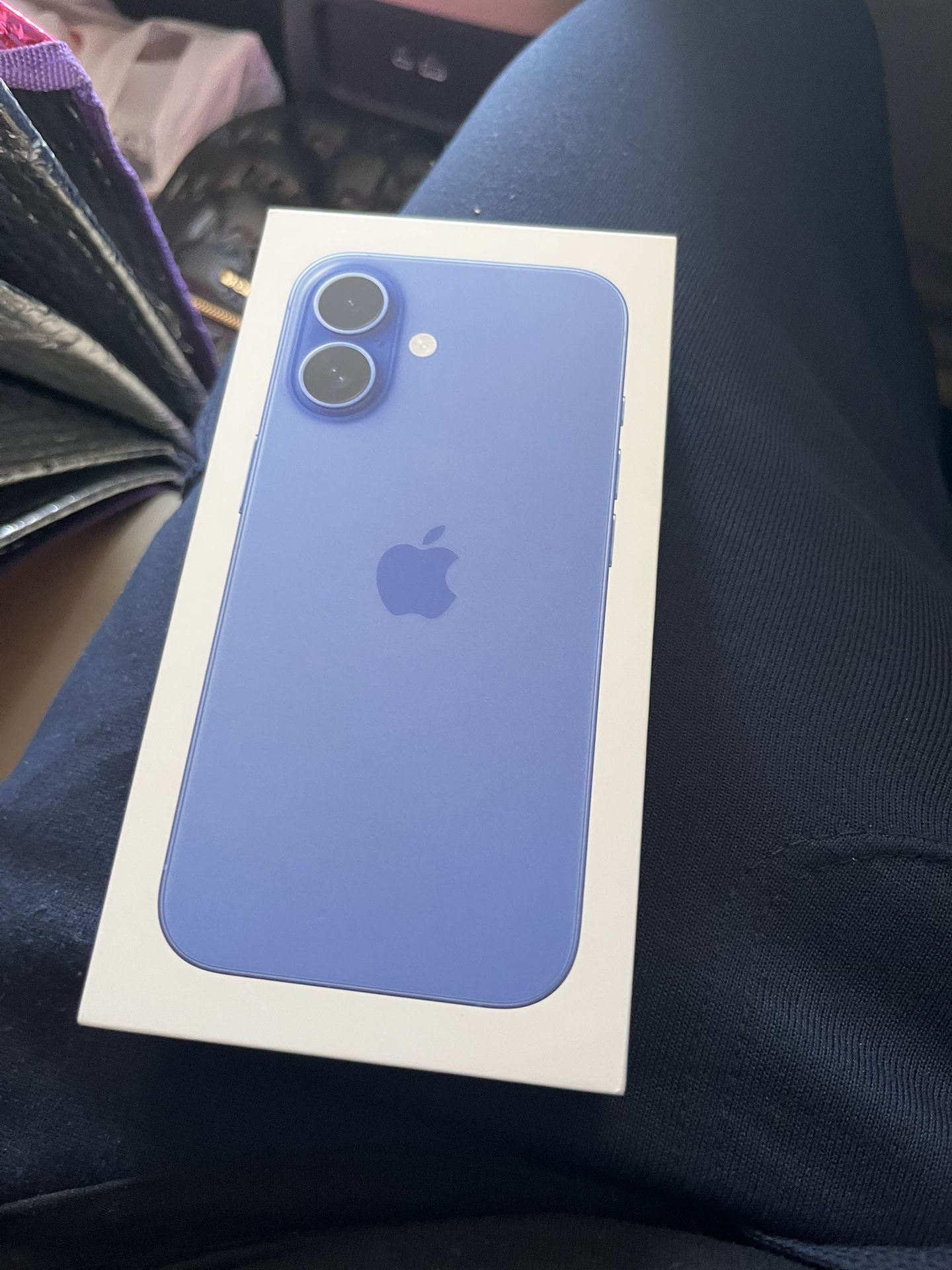 iPhone 16