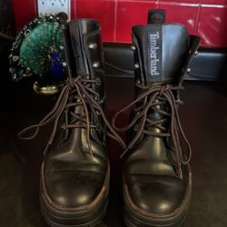 Timberland Women’s Black Leather Boots Sz 10