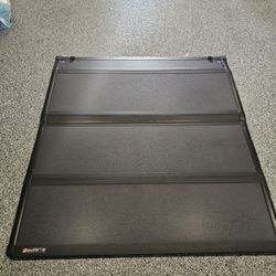 RAM BAKFlip MX4 Hard Folding Truck Bed Tonneau Cover 
