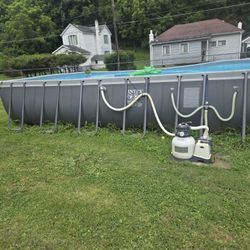 32x16x52  Intex Xtr Pool