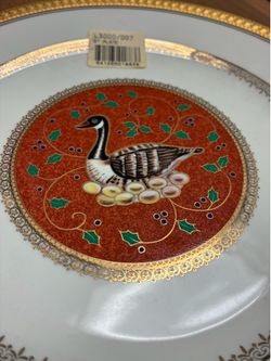 1268. Preowned Mikasa Twelve Days of Christmas 9 inch plate. “Six Geese are Laying”. $20
