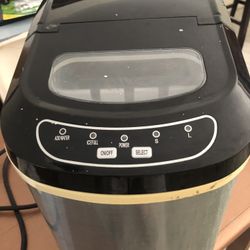 Magic Chief Mini Ice Maker/ Still Has Plastic on it!