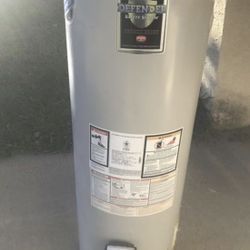 Bradford white Used 40 50 gallon Gas Hot Water Heater Tank. Can be delivered or installed for Extra