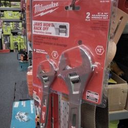MILWAUKEE  2PC./P.  6" & 10" ADJUSTABLE WRENCH SET 