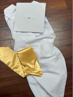 Kindergarten graduation clothes- hat , gown , golden tie