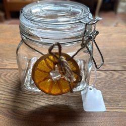 SQUARE BOTTOM WIRE TOP JAR 