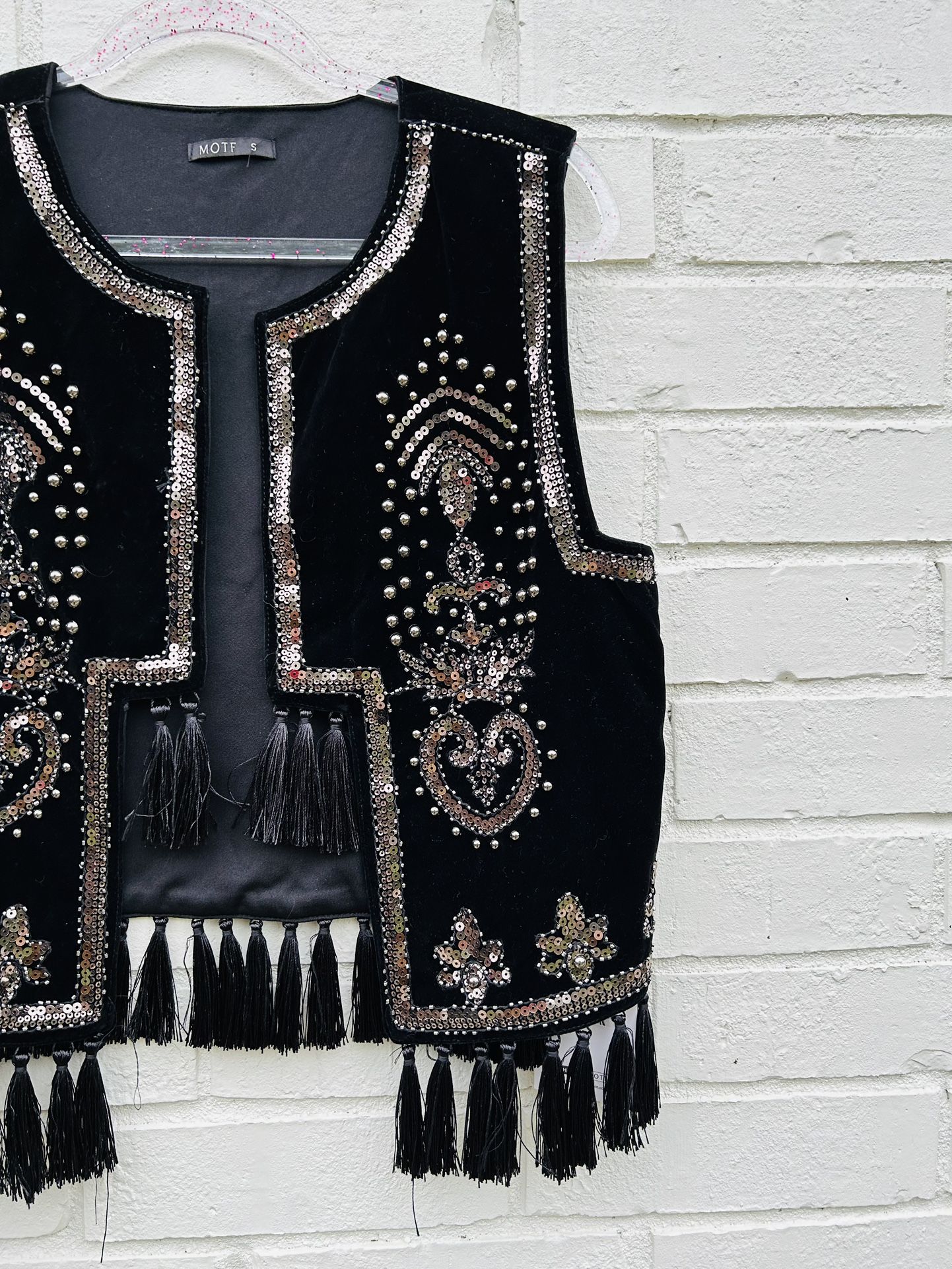 New MOTF Limited Edition AMAZING Black Velvet Embellished Vest Top Small