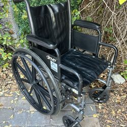 Drive black sports folding Wheelchair – Excellent Condition