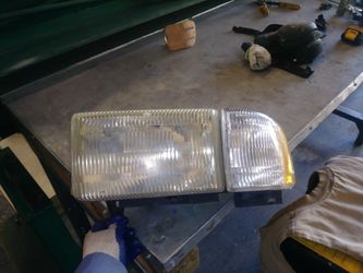 99 dodge ram driver side headlight n corner light