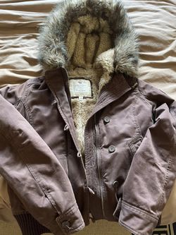 NICE WARM JACKET $50 LOCATED IN SAN CLEMENTE