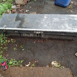 Truck Bed Tool Box