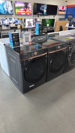 Brand New Samsung 5.0 Cubic Feet Washer And 7.5 Cubic Feet Gas Dryer Set