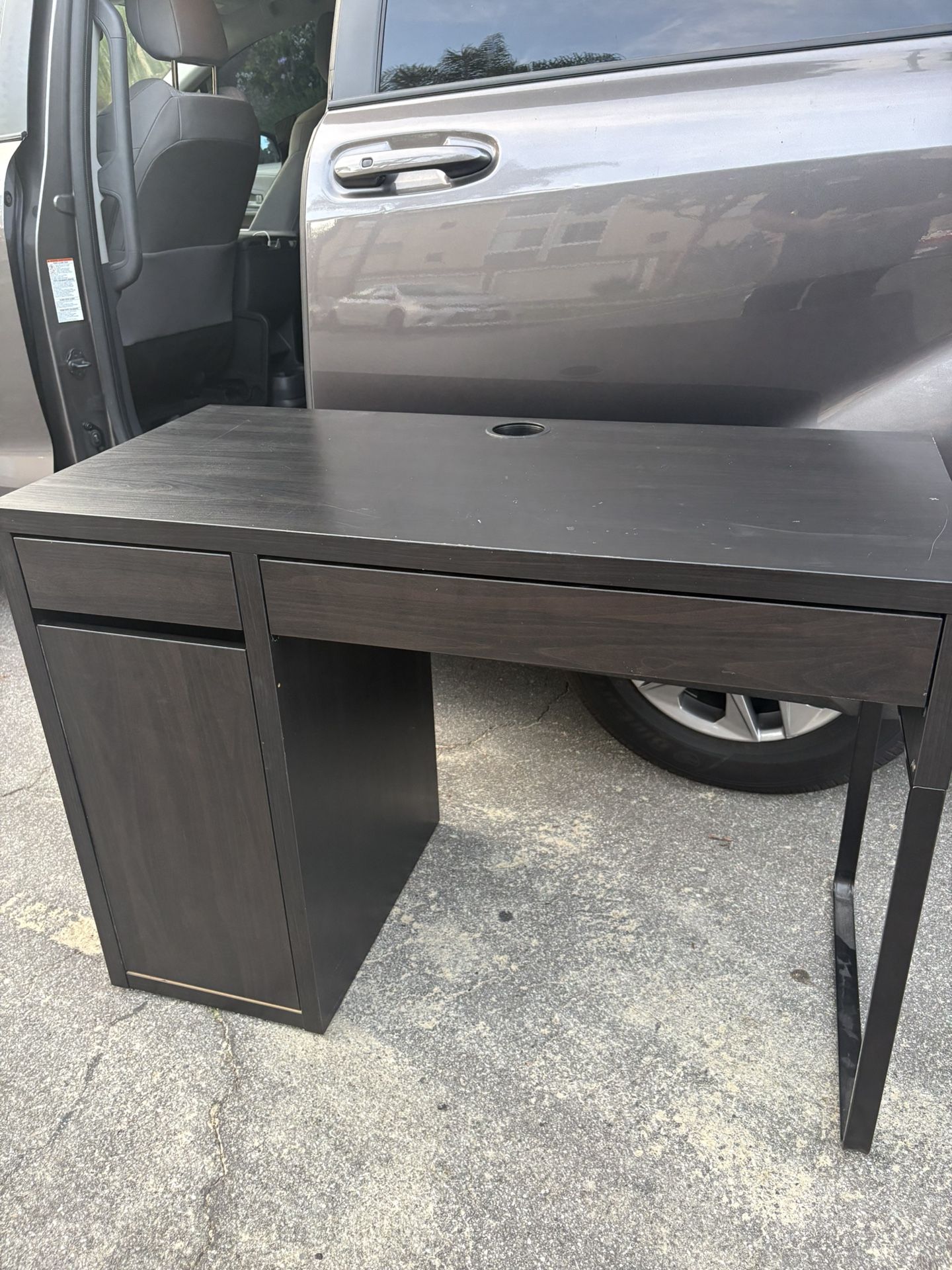 Free Desk