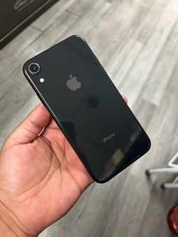 iPhone XR unlocked 64GB
