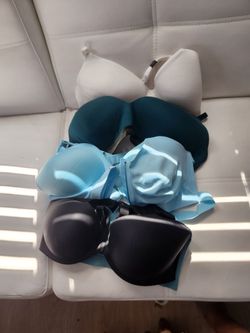36DDD Like New Workout Bras From Victoria Secret