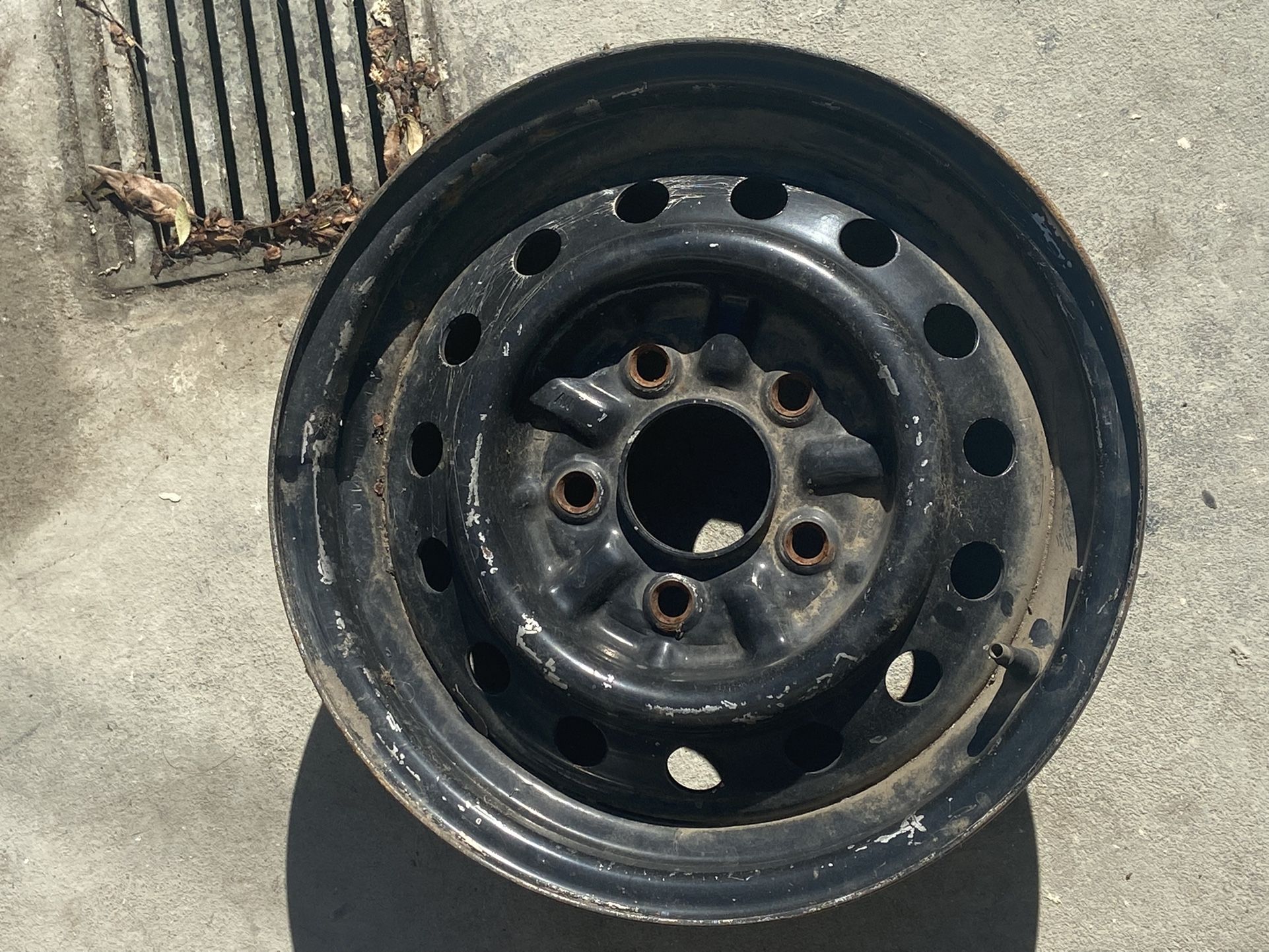 1990 - 1994 Toyota PickUp Rim