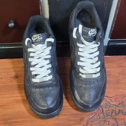 Nike Air Force 1 Mens Size 9.5