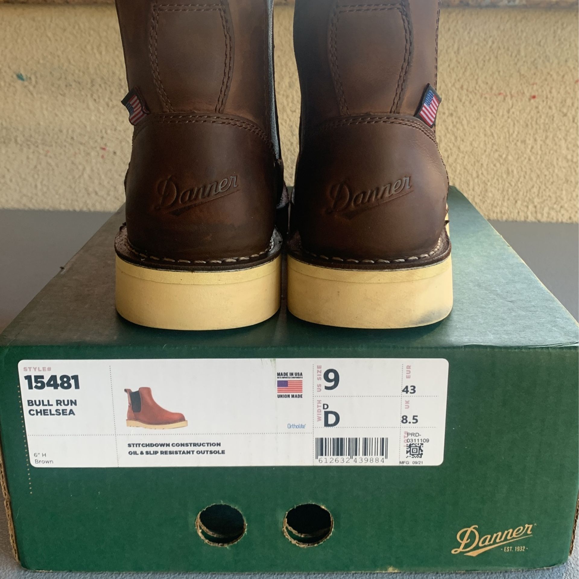 Danner Bull Run Chelsea Boot