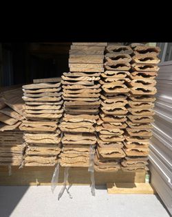 Crown Molding 41/4”x16.     61/4”x16$25