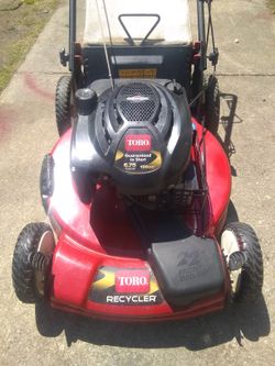 6.75 self propeller Toro bagger