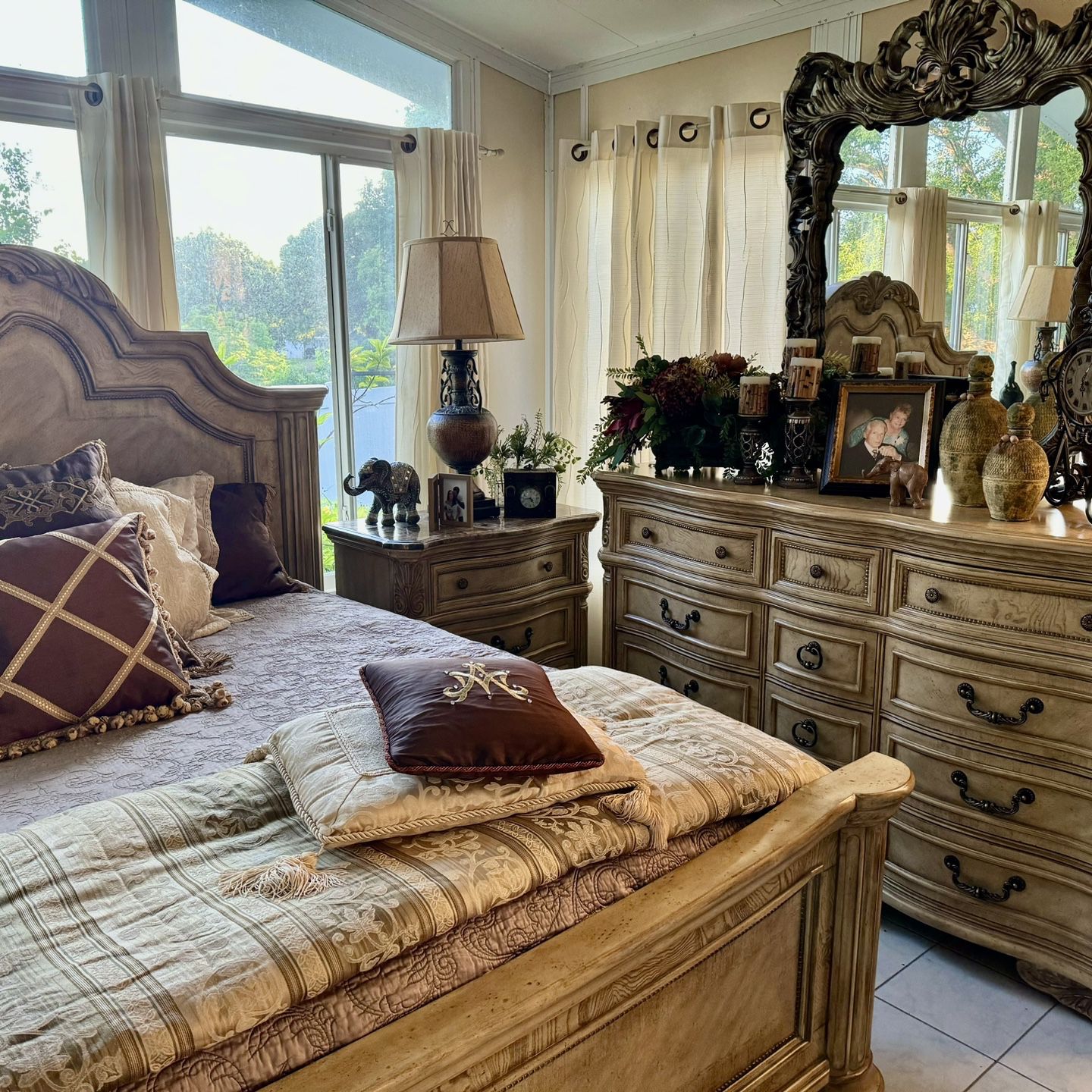 Tracy Has! A Gorgeous! King Size Bedroom Set By “ Kevin Charles “.