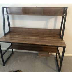 Escritorio de madera