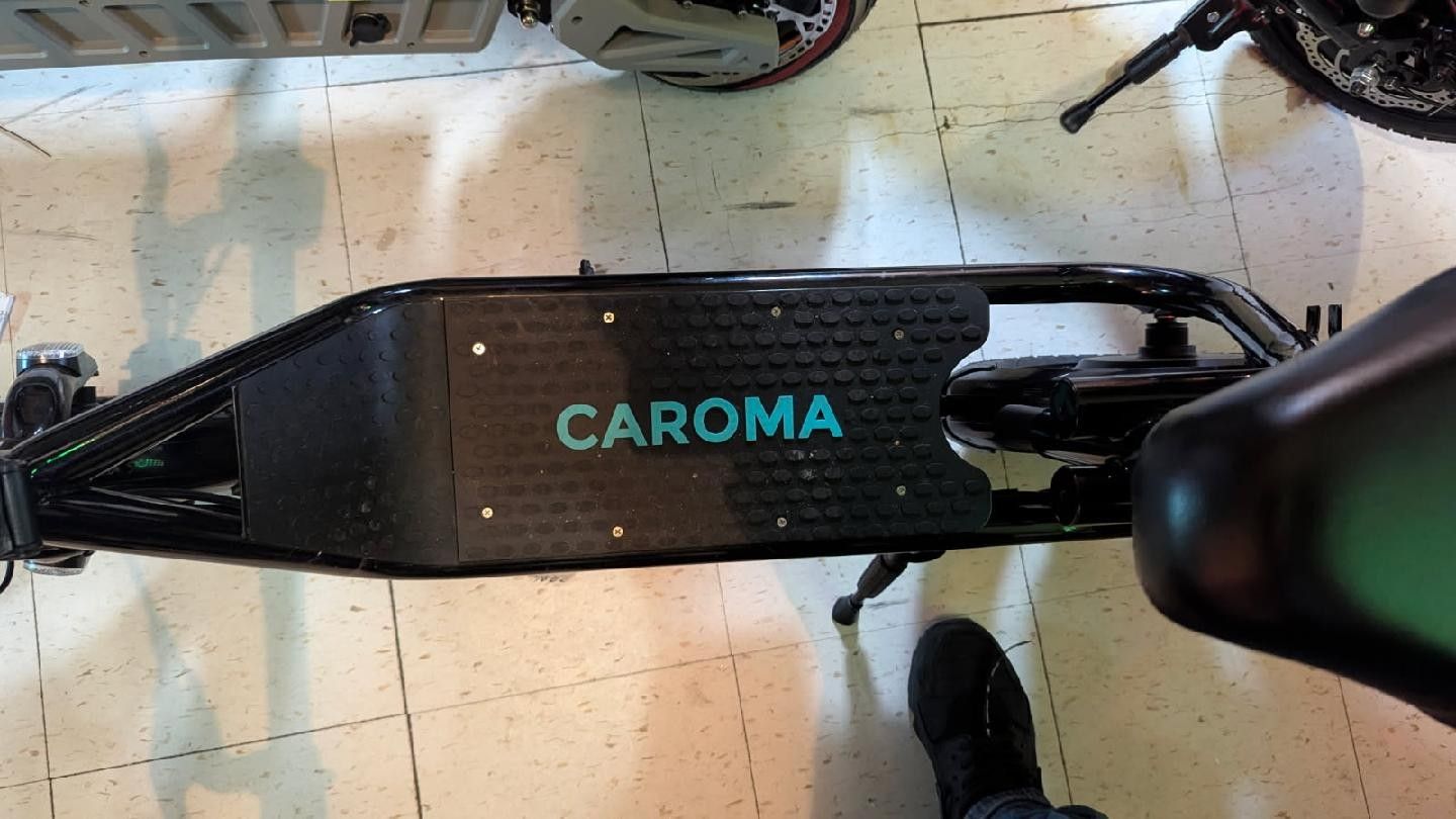 Caroma Peak 1200W Electric Scooters for Adults 14" Tire, 500Wh Battery, 30Miles Range, 20MPH Top Speed, Adjustable Electric Scooter with Seat, Commute