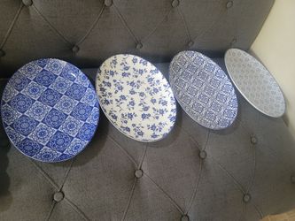 Plates, Cake Stands & Tongs for Wedding