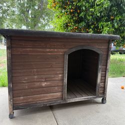 Large Wooden Dog House – Weathered Rustic Look 🐾