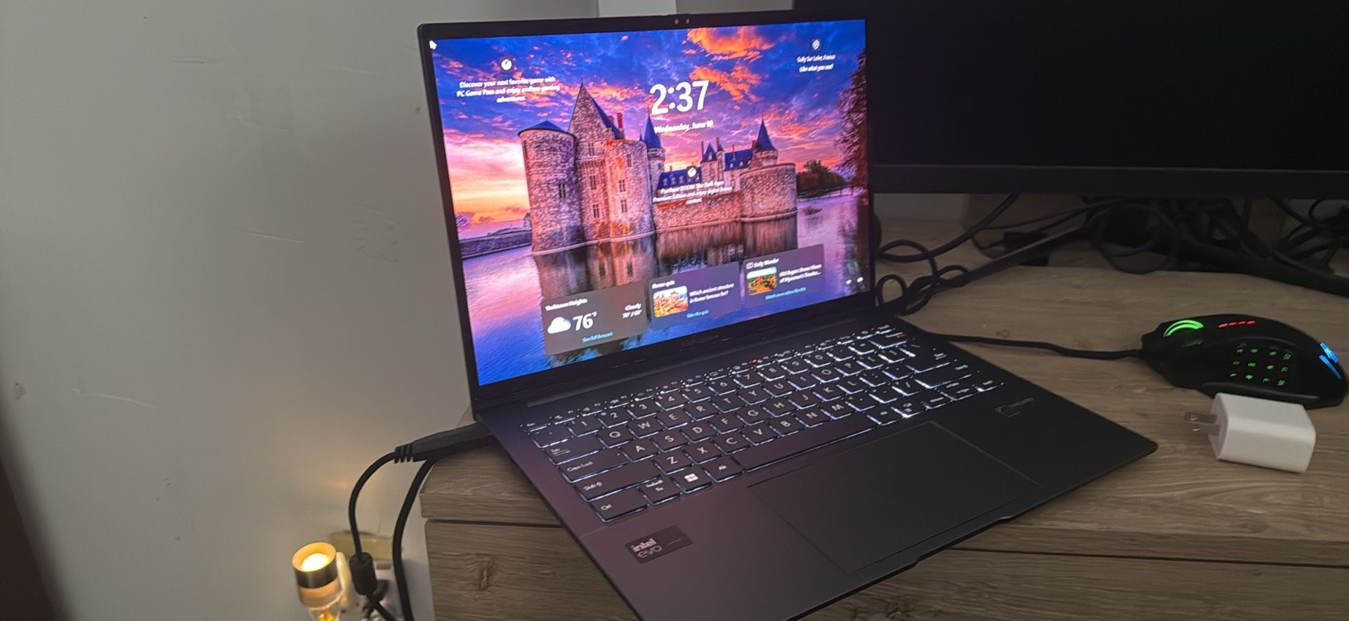 ASUS ZenBook 14” OLED Touchscreen – 512GB SSD – Like New