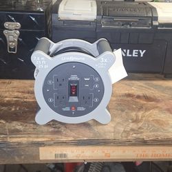 LINK2HOME CORD REEL 25 FT EXTENSION CORD 3 POWER OUTLETS, 2 USB PORTS 