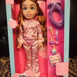 New Avery Spa Day Set Doll With Supplies Bundle Set 