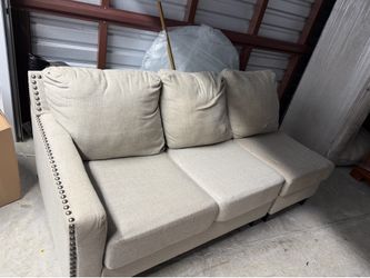 Sectional couch