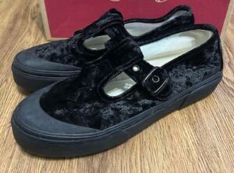 Vans size 8 new no box