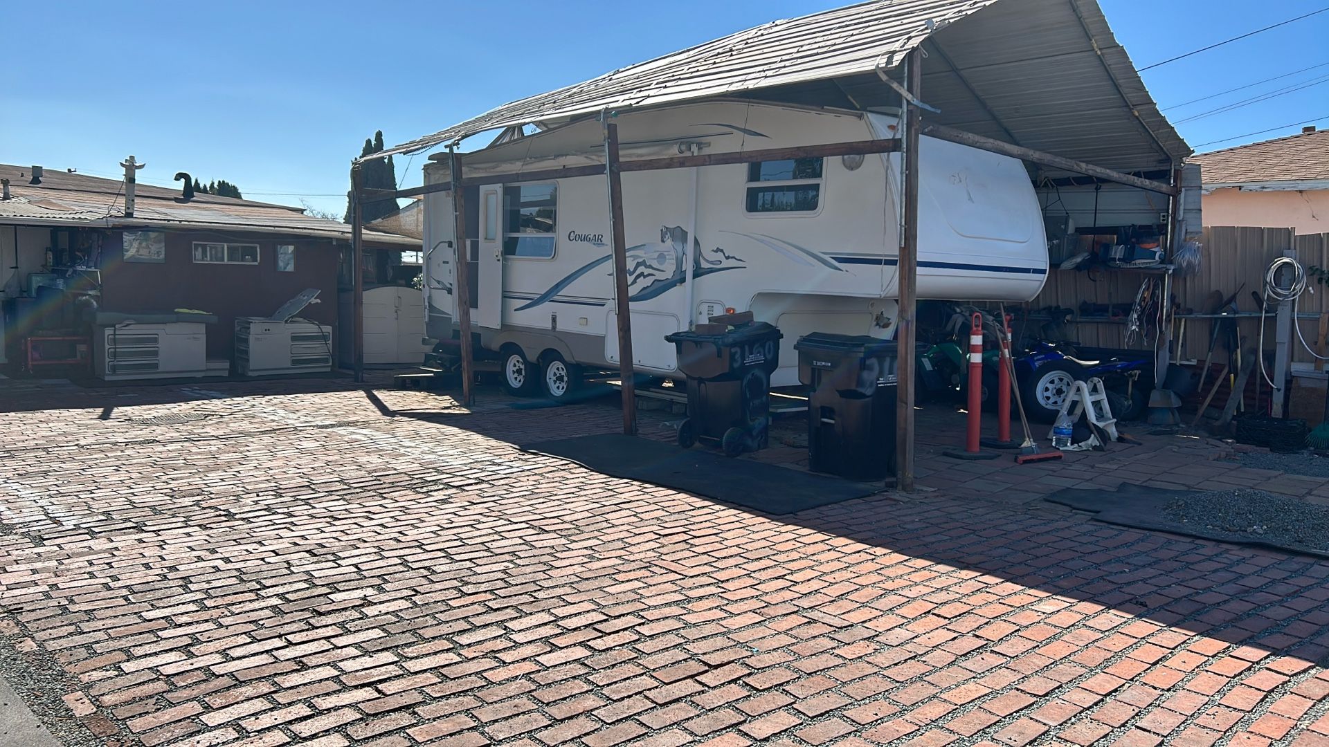 Cougar Travel Trailer 5 Th Well 2004 $11000 