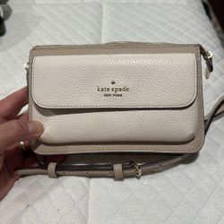 Kate Spade Leila Small Flap Crossbody in Light Sand Leather Purse 